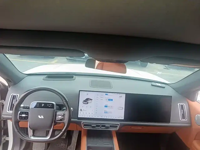 Li Auto Li Auto L6 2024 Pro — Фото автомобиля 9