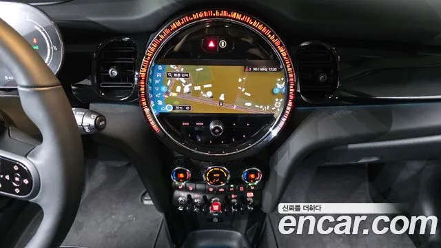 MINI Cooper — Фото автомобиля 18