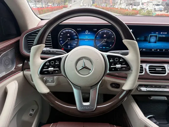 Mercedes-Benz Maybach GLS — Фото автомобиля 10