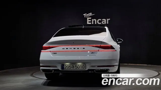 Genesis G90 Бензин 3.5 турбо AWD — Фото автомобиля 4