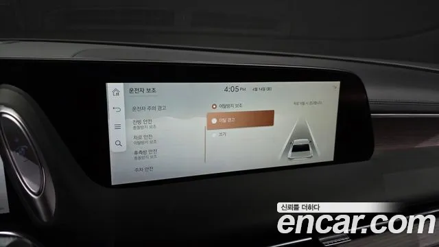 Genesis G90 — Фото автомобиля 23