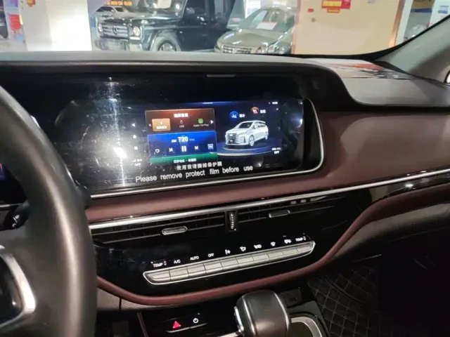 GAC Trumpchi M6 — Фото автомобиля 12