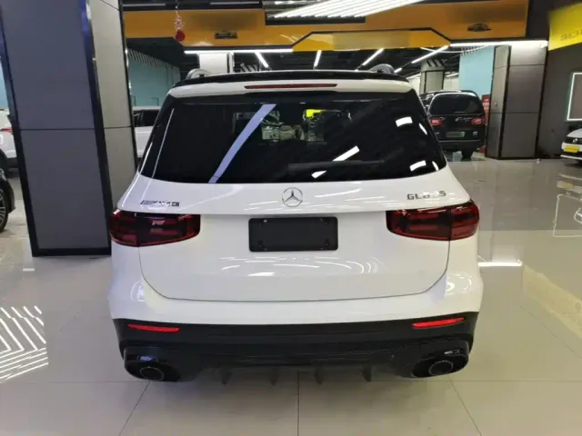 Mercedes-Benz GLB AMG — Фото автомобиля 5