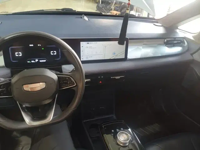 Geely Geometry E Firefly — Фото автомобиля 9