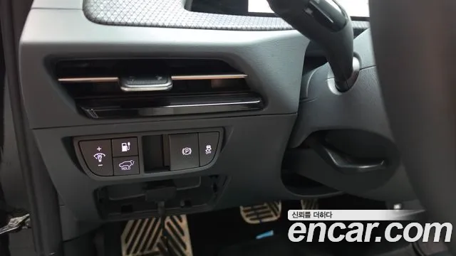 Kia EV6 — Фото автомобиля 28
