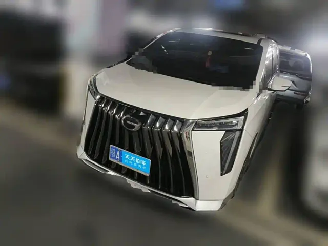 Фотография автомобиля — GAC Trumpchi M8
