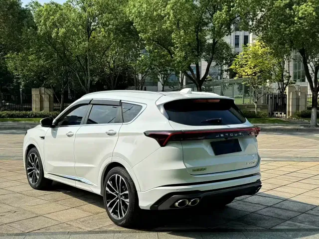 Jetour X70 Plus — Фото автомобиля 7