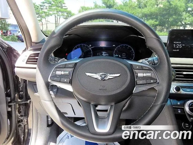 Genesis G70 — Фото автомобиля 15
