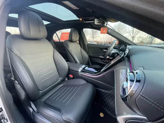 Mercedes-Benz C-Class — Фото автомобиля 15