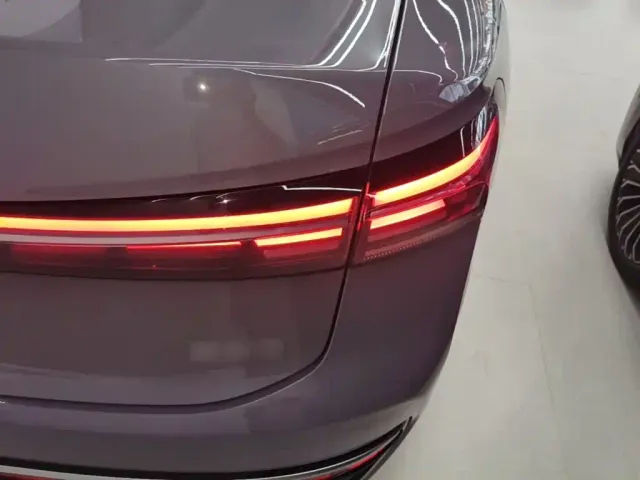 Volkswagen Passat — Фото автомобиля 7