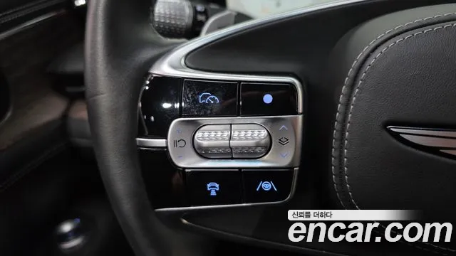 Genesis G90 Бензин 3.5 турбо AWD — Фото автомобиля 15