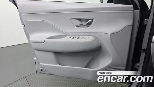 Hyundai Kona Kona (SX2) Бензин 2.0 2WD — Фото автомобиля 24