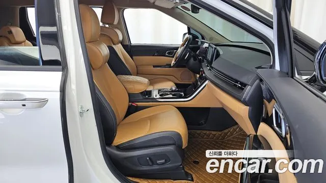 Kia Carnival Generation 4 — Фото автомобиля 17