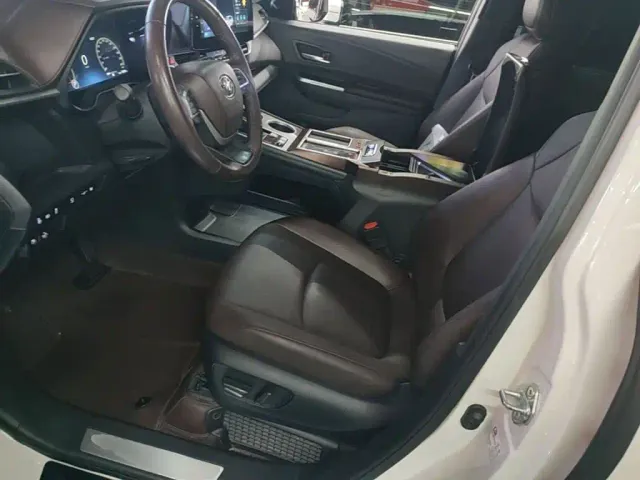 Toyota Granvia — Фото автомобиля 14