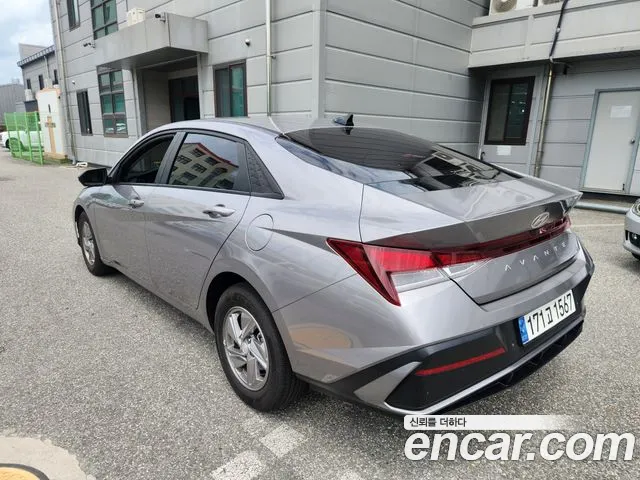 Hyundai AVANTE Новый Avante (CN7) — Фото автомобиля 4