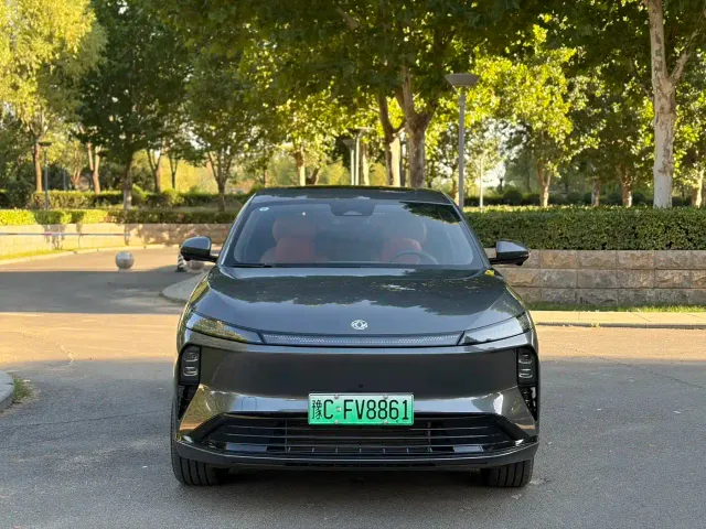 Dongfeng Aeolus L8 — Фото автомобиля 3