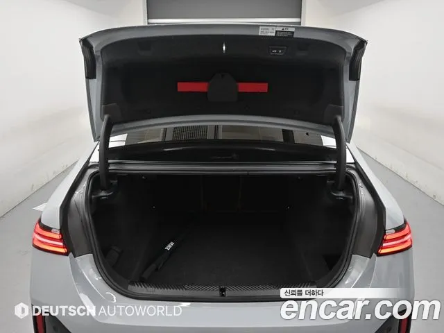 BMW 5 Series G60 — Фото автомобиля 19