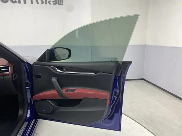 Maserati Ghibli — Фото автомобиля 26