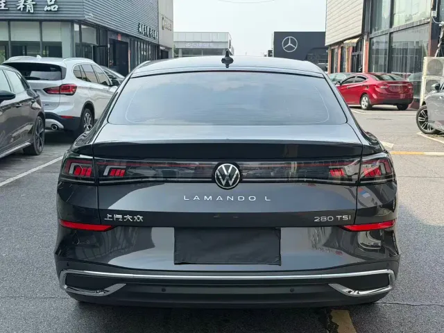 Volkswagen Lamando — Фото автомобиля 11