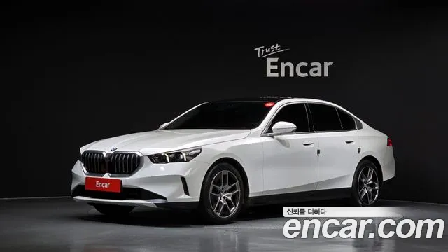 Фотография автомобиля — BMW 5-Series
