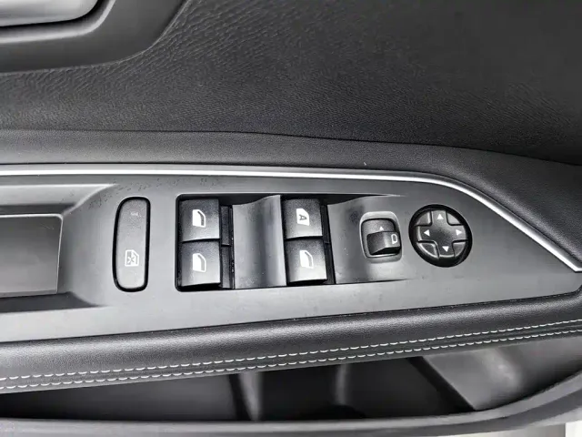 Peugeot 4008 — Фото автомобиля 9