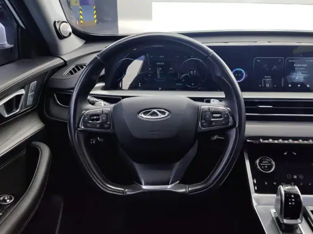 Chery Tiggo 8 — Фото автомобиля 15