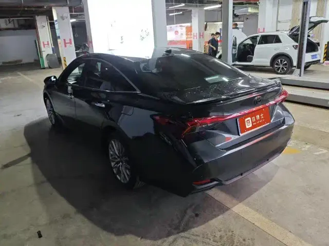 Toyota Avalon — Фото автомобиля 5
