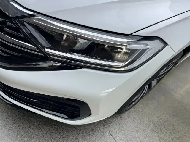 Volkswagen Sagitar — Фото автомобиля 29