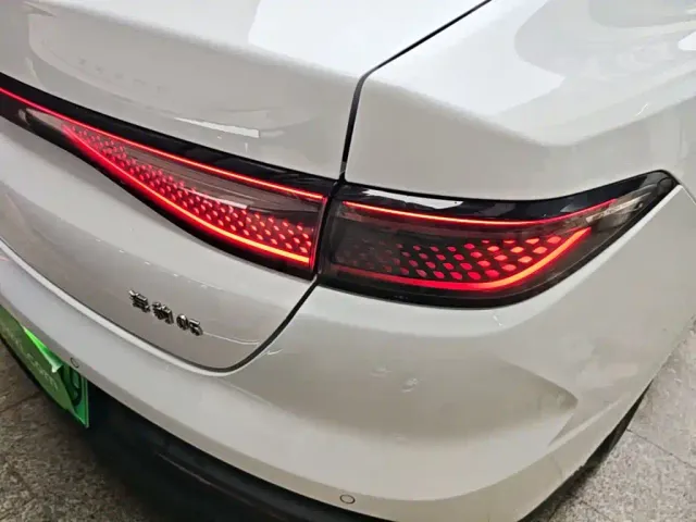 BYD Seal 05 DM-i — Фото автомобиля 7