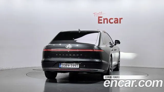Hyundai Grandeur GN7 — Фото автомобиля 4