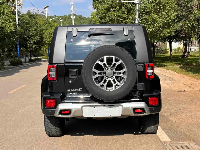 BAIC BJ40 — Фото автомобиля 9