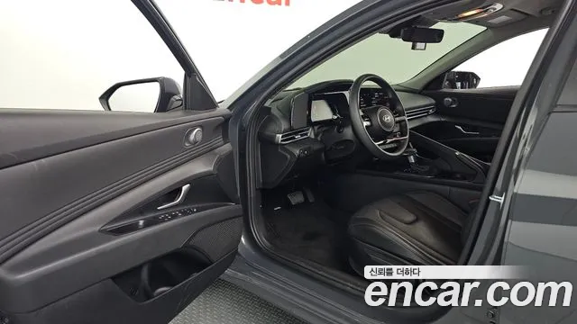 Hyundai Avante CN7 — Фото автомобиля 10