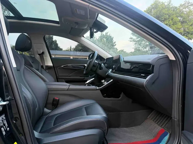 Bestune B70 — Фото автомобиля 6