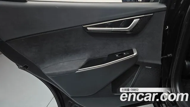 Kia EV6 — Фото автомобиля 14