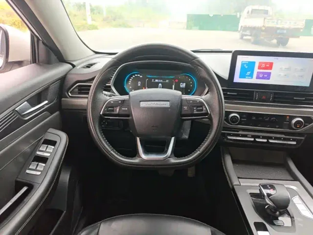 Jetour X70 — Фото автомобиля 10