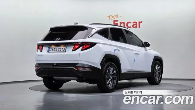 Hyundai Tucson Tucson (NX4) Бензин 1.6 турбо 2WD — Фото автомобиля 2