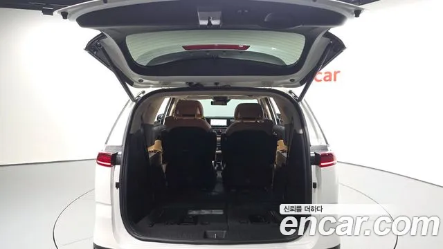 Kia Carnival 4th Gen — Фото автомобиля 26