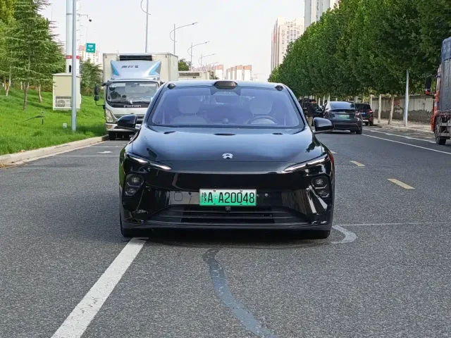 Nio ET7 — Фото автомобиля 2