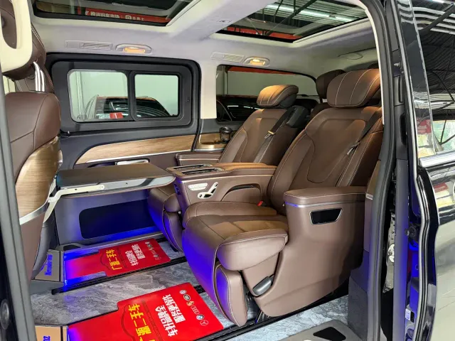 Mercedes-Benz V-Class — Фото автомобиля 9