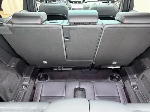 Land Rover Discovery Sport — Фото автомобиля 14