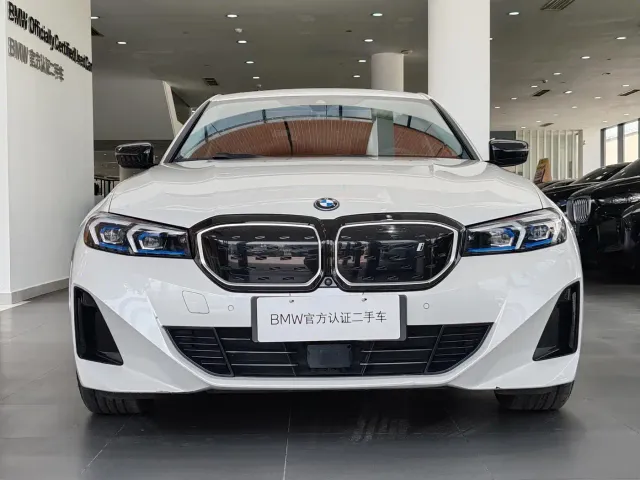 BMW i3 — Фото автомобиля 2