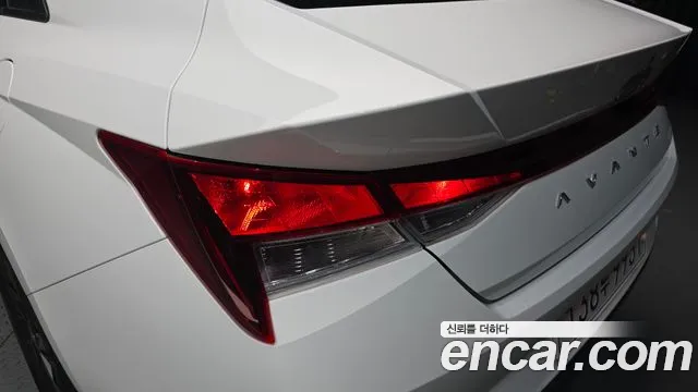 Hyundai AVANTE Avante (CN7) — Фото автомобиля 20