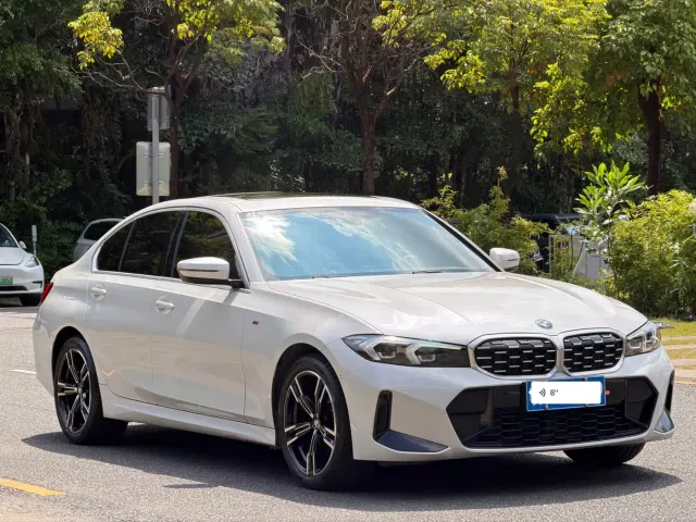 BMW 3 Series — Фото автомобиля 3
