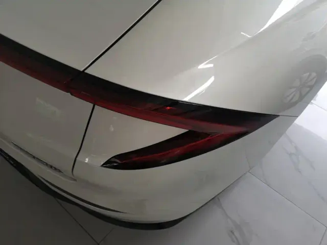 Wuling Starlight — Фото автомобиля 7