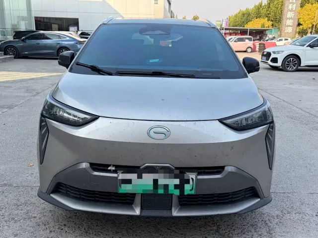 GAC Aion Y — Фото автомобиля 2