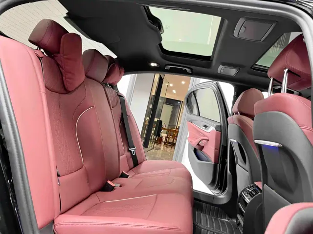 BMW 5 Series — Фото автомобиля 6