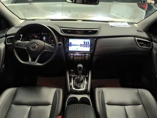 Nissan Qashqai — Фото автомобиля 10