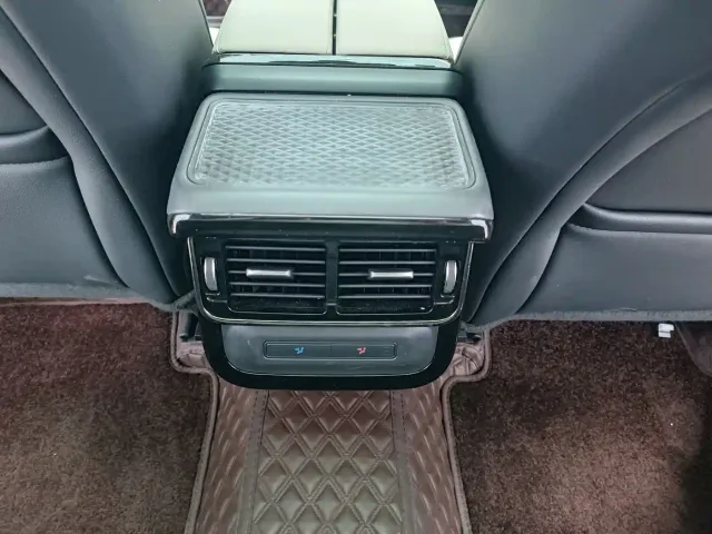 Land Rover Range Rover Evoque — Фото автомобиля 16