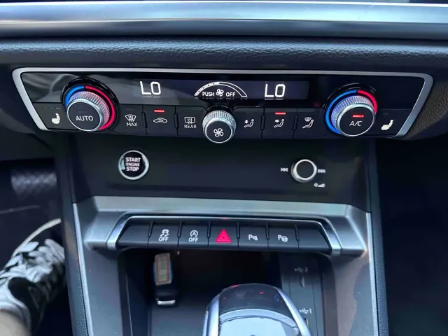 Audi Q3 — Фото автомобиля 12