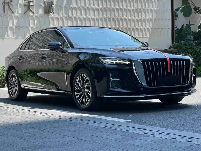 Hongqi H5 — Фото автомобиля 3